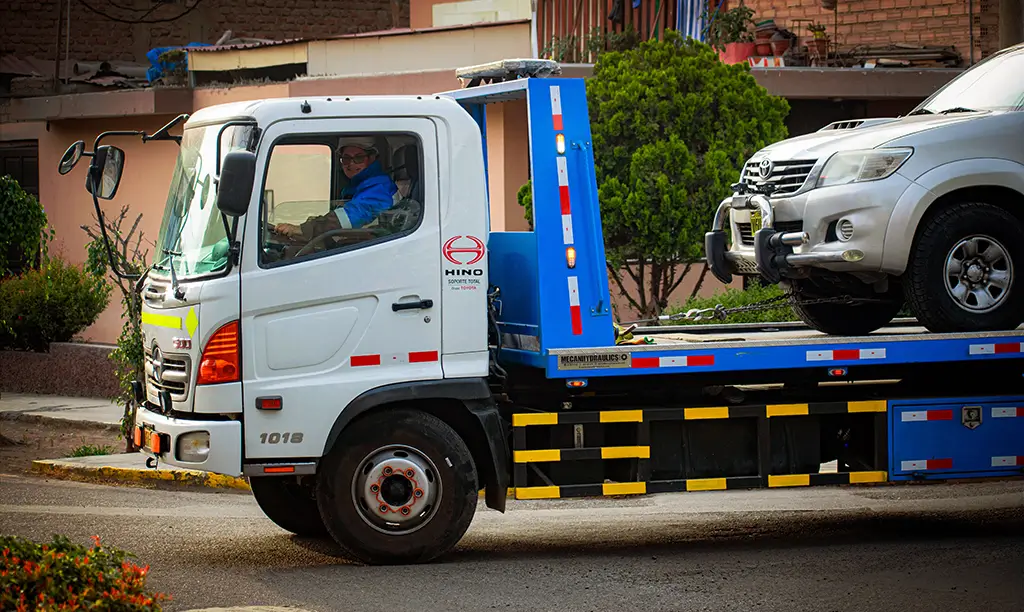 grua-plataforma-lima-fer-company-asiste-01 grua-plataforma-lima-fer-company-asiste-01